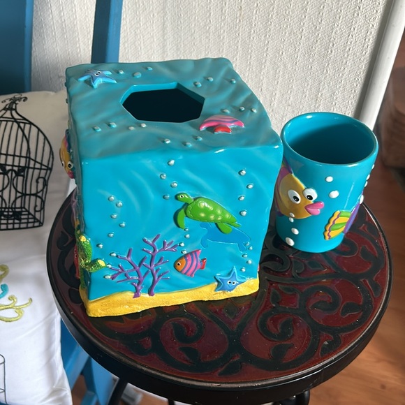 Ceramic Sea Creature Underwater Ocean Tissue Box Cover & Cup - Picture 4 of 8